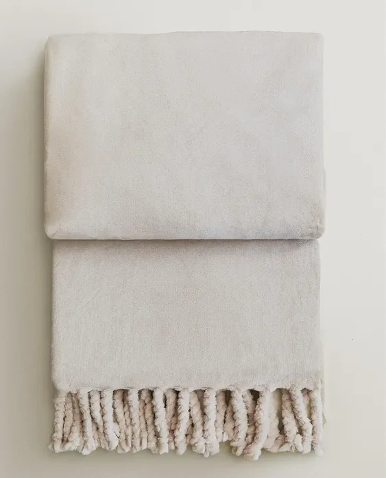 MANTA POLAR LISA FLECOS - Textiles, Uruguay | Zara Home