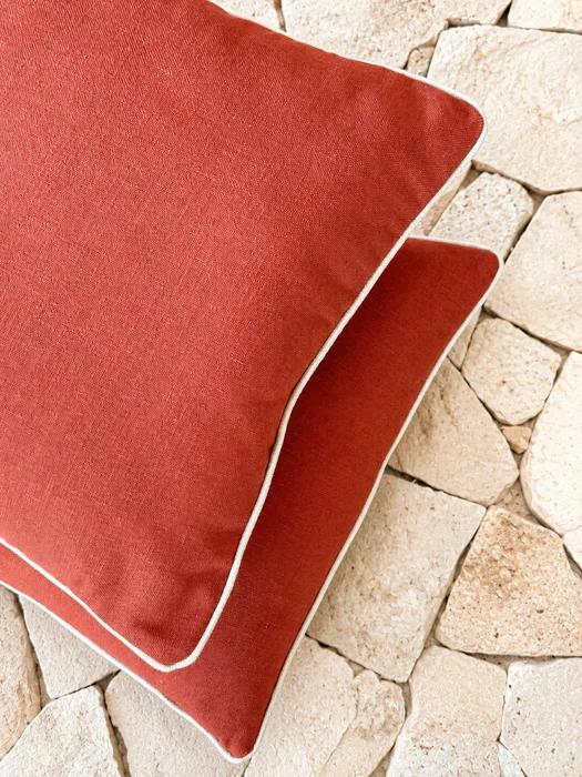 Almohadón Lino con vivo beige - Textiles, Uruguay | Decilo con Alma, vista 2