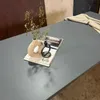 Mesa comedor HERCULES en Gris - Mesas de comedor, Uruguay | Soy Mezcla, vista 2 de 4