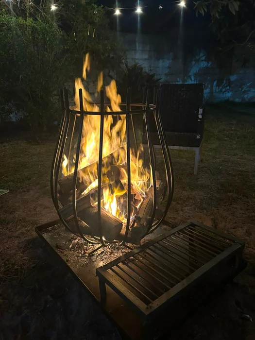 Quemador de Jardín Copa Grande con Base XL y Parrilla en Negro - Muebles para el exterior, Uruguay | Quemadores de Jardín, vista 3