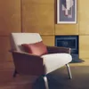 Butaca Amsen beige de contrachapado de roble y patas de acero inoxidable cepillado en Beige - Butacas, banquetas y puffs, Uruguay | Kavehome, vista 2 de 8