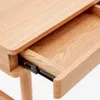 Escritorio Araxi de chapa, madera maciza de fresno y ratán 105 x 62 cm en Madera natural - Escritorios y sillas de escritorio, Uruguay | Kavehome, vista 4 de 6
