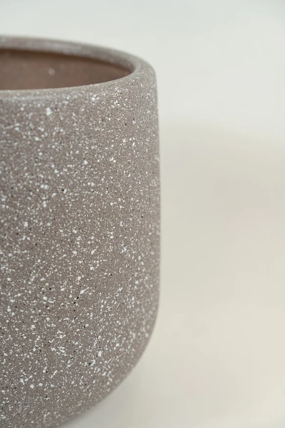 Maceta Grey - Color Unico en Multicolor - Muebles para el exterior, Uruguay | Indian, vista 2