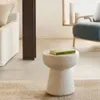 Mesa auxiliar Pada de terrazo blanco Ø 40 cm en Blanco - Mesas de arrimo, Uruguay | Kavehome, vista 2 de 6