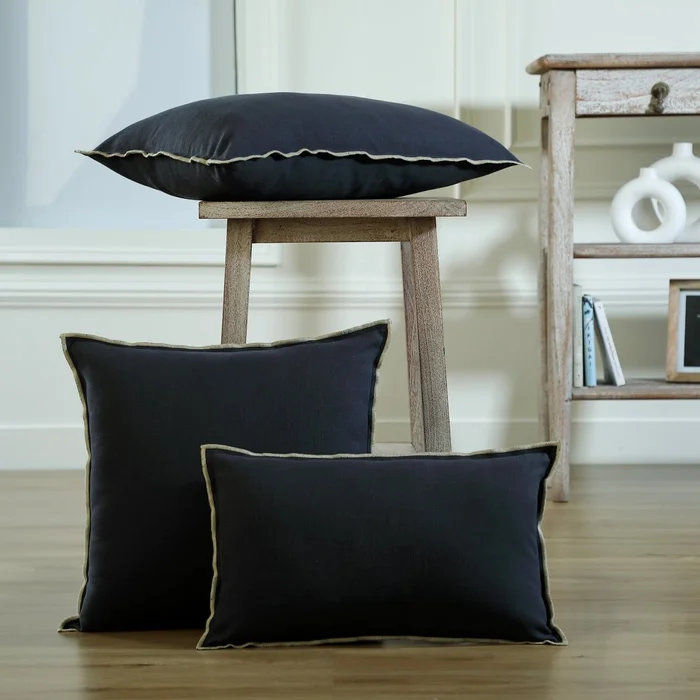 Almohadones en lino con vivos - Sillones y sofás, Uruguay | Pieza Clave, vista 20