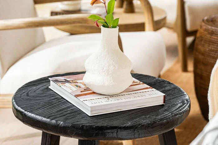 MESA AUXILIAR / BANCO OLMO BLACK - 50 CMS en Negro - Mesas de luz, Uruguay | La Iberica, vista 6