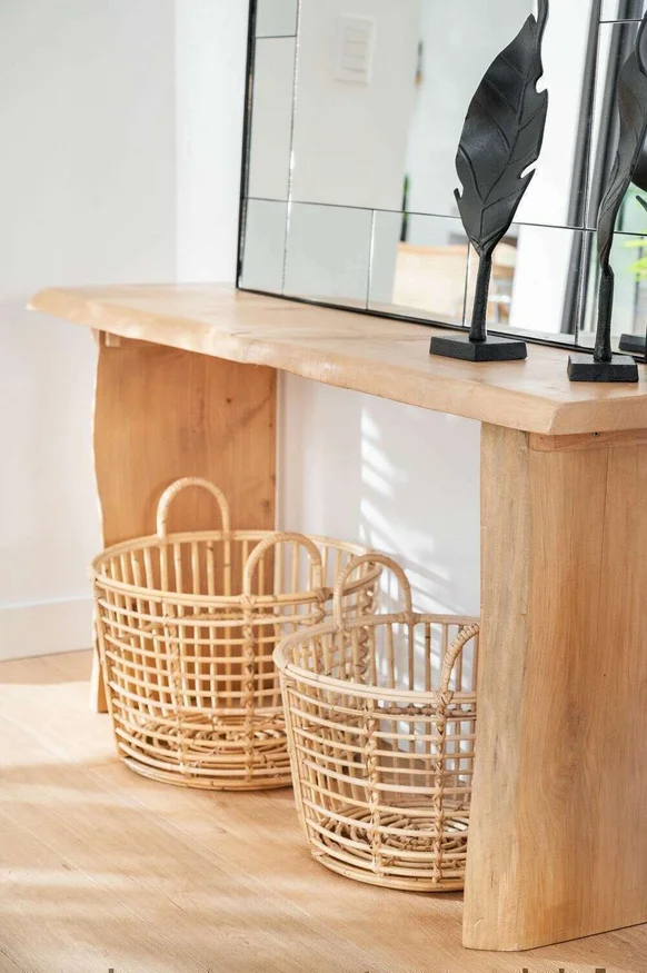 MESA DE ARRIMO IRREGULAR - NATURAL en Madera natural - Muebles para TV, Uruguay | La Iberica, vista 2
