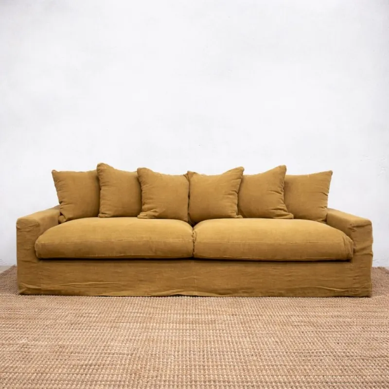 Sillón Ossira 3 Cuerpos Dorado en Mostaza - Sillones y sofás, Uruguay | Aihaus