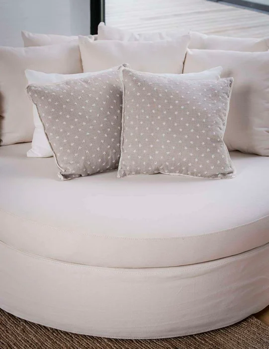 SILLON MANUELA REDONDO - 1.50 MTS en Blanco - Sillones y sofás, Uruguay | La Iberica, vista 6