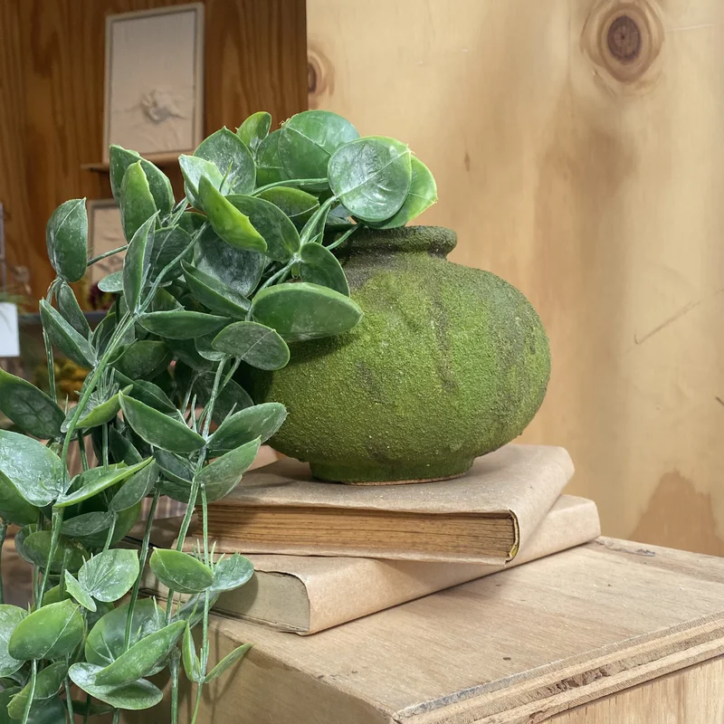 Jarrón Bola Chico Verde en Verde - Jarrones, Uruguay | Tutto Deco, vista 3