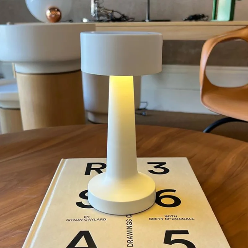 Lámpara de Mesa Tuvalu Portátil Recargable White en Blanco - Lámparas de mesa, Uruguay | Serlux, vista 7