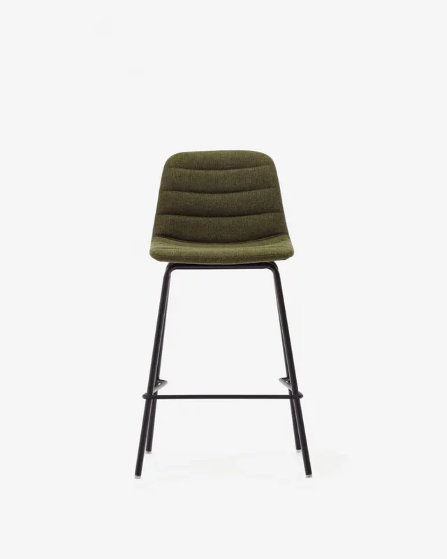 Taburete Zunilda de chenilla - verde oscuro y acero con acabado negro mate altura 65 cm en Verde - Butacas, banquetas y puffs, Uruguay | Kavehome, vista 6