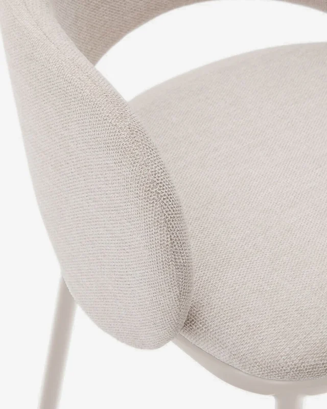 Taburete Maina - de chenilla beige y patas de acero con acabado beige FSC Mix Credit 65 cm en Azul - Butacas, banquetas y puffs, Uruguay | Kavehome, vista 5