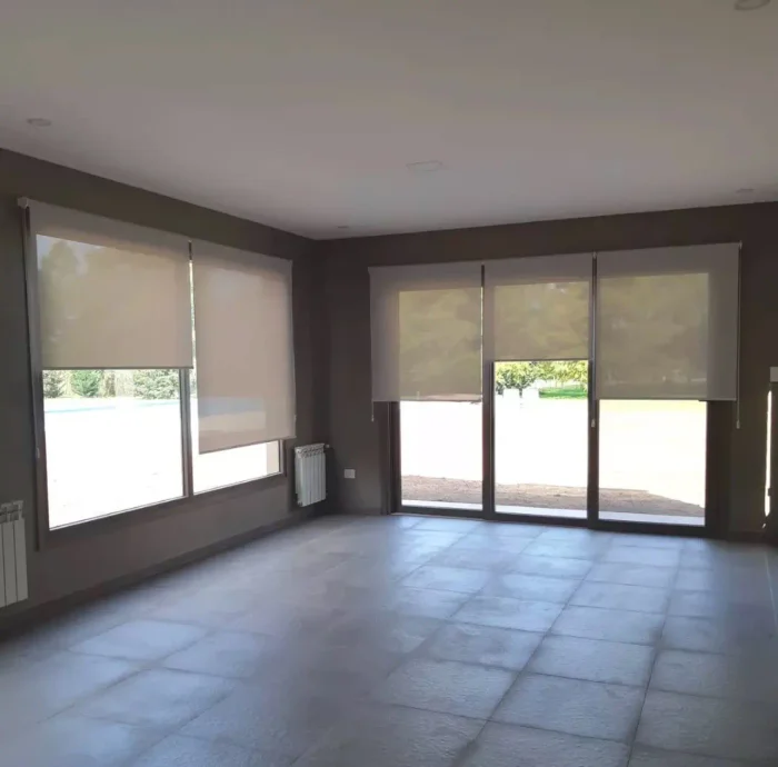 Cortinas Rollers Personalizada en Gris - Textiles, Uruguay | Decilo con Alma, vista 6