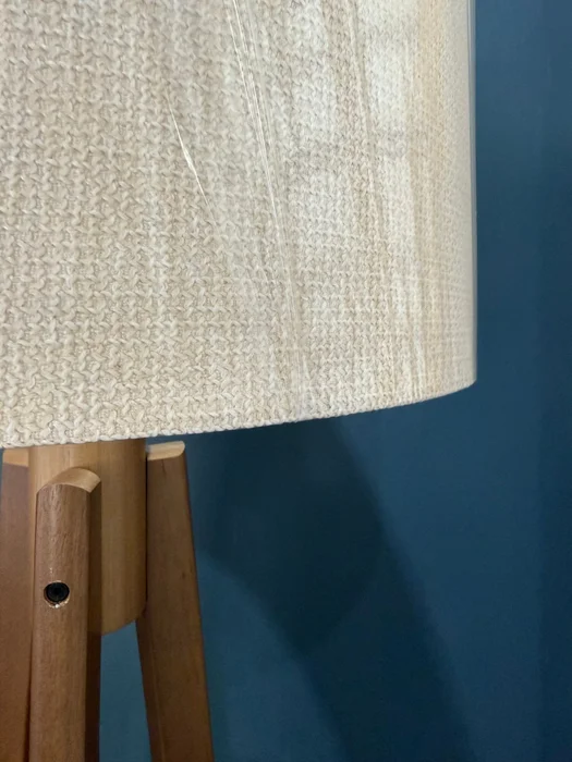 Lámpara de Pie Trippe Cilíndrica – Pantalla Square en Madera natural - Lámparas de pie, Uruguay | Berna Home, vista 5
