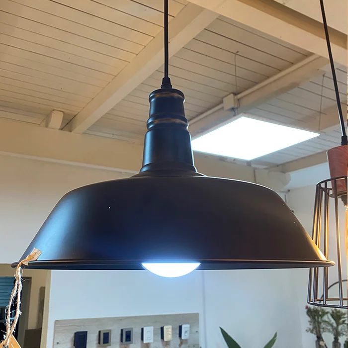 Campana de techo San Telmo en Negro - Lámparas colgantes, Uruguay | Alta Gracia Deco, vista 2