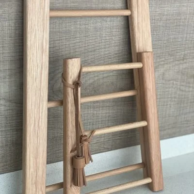 Escalera chica en madera - Decoración, Uruguay | Dreams On Time, vista 2
