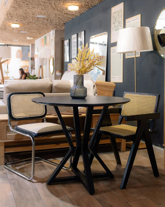 Juego de Comedor Mesa louvre negra + 4 Silla Belloch Negra en Negro - Sillas, Uruguay | Berna home, vista 3