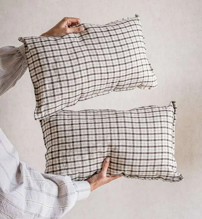 ALMOHADON LINO CUADROS - 50 X 30 CMS en Multicolor - Textiles, Uruguay | La Iberica