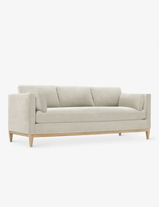 Sofá con zócalo tapizado Cucurella en Verde - Sillones y sofás, Uruguay | Pieza Clave, vista 4