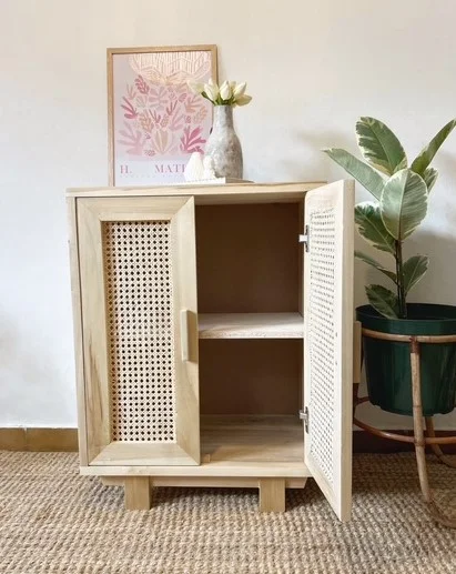 Mini alacena con esterilla natural en Madera natural - Aparadores y recibidores, Uruguay | Decoramuss, vista 3