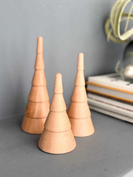 Set de pinitos torneados x 3 en Madera natural - Decoración, Uruguay | Dreams On Time, vista 8