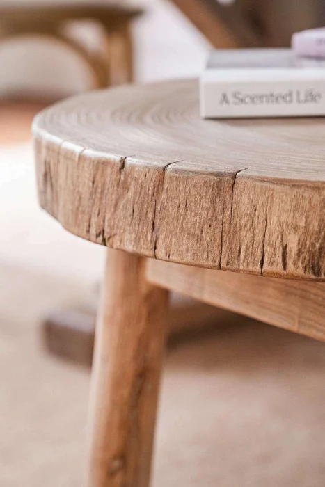 MESA AUXILIAR IRREGULAR TRONCO - OLMO en Madera natural - Mesas de luz, Uruguay | La Iberica, vista 9