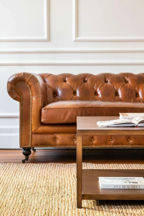 SILLON CHESTERFIELD - CUERO ITALIANO - XL en Marrón - Sillones y sofás, Uruguay | La Iberica, vista 13