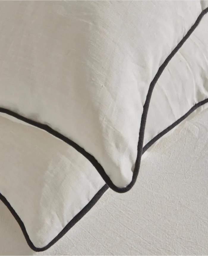 Almohadón con vivo combinado - Textiles, Uruguay | Decilo con Alma, vista 2