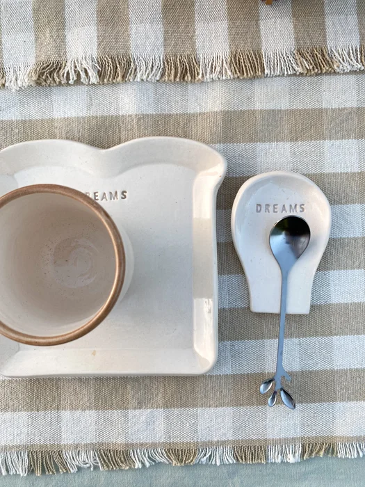 Kit desayuno con vaso de cerámica, apoya cucharas, plato y cucharita en Beige - Decoración, Uruguay | Dreams On Time, vista 31