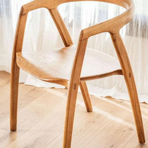 SILLA BONHAM - OLMO MIEL en Madera natural - Sillas, Uruguay | La Iberica