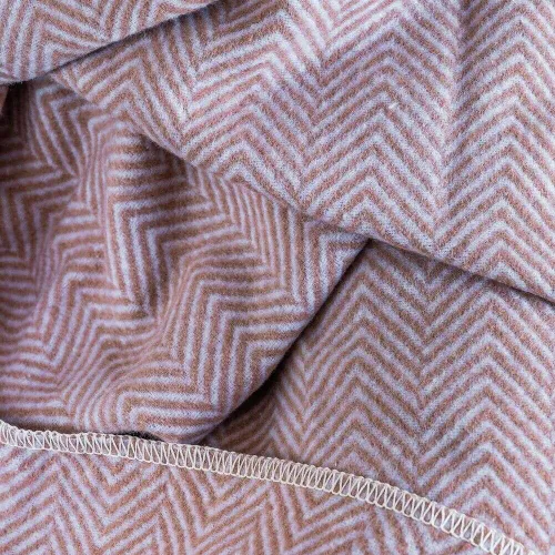 MANTA AUSTRIACA ESPIGA - MALVA en Violeta - Textiles, Uruguay | La Iberica