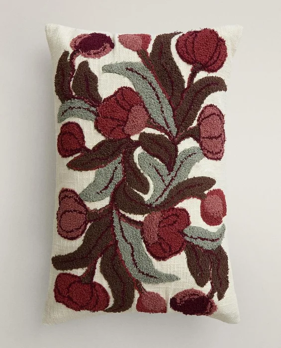 FUNDA COJÍN TUFTING FLORES - Textiles, Uruguay | Zara Home