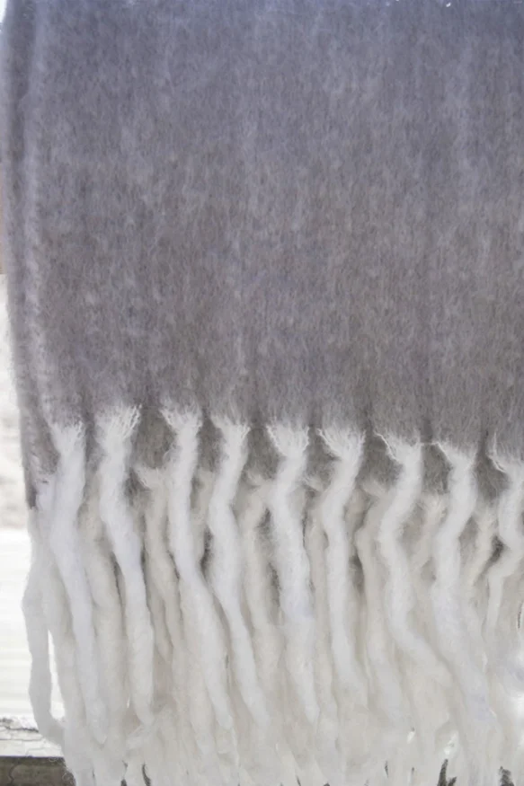 THROW BLEND LANA Y MOHAIR TOPO en Marrón - Textiles, Uruguay | Sentido Jose Ignacio, vista 2