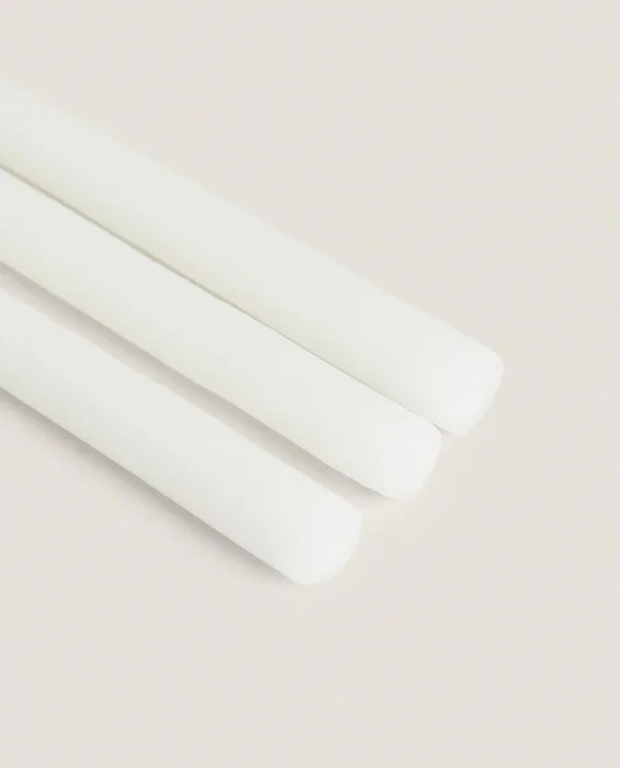 PACK VELAS LARGAS DECORATIVAS CILINDRO (PACK DE 6) en Blanco - Velas y Portavelas, Uruguay | Zara Home, vista 5