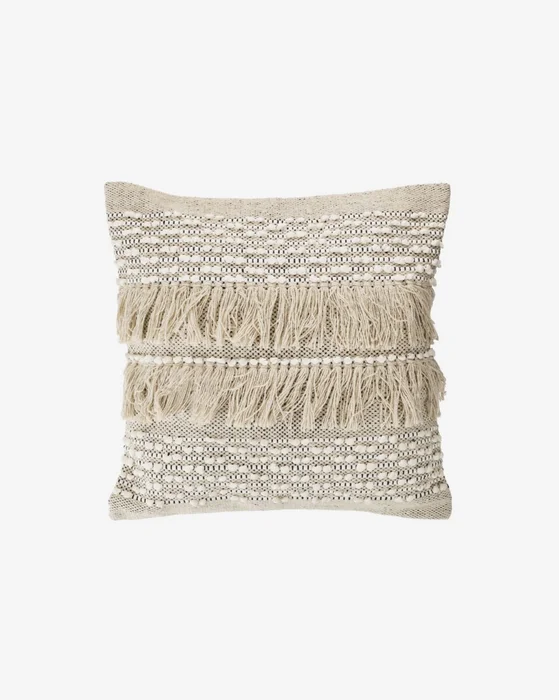 Almohadón Malvina 100% algodón flecos beige 45 x 45 cm en Beige - Textiles, Uruguay | Kavehome