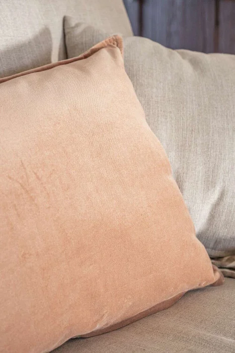 ALMOHADON TERCIOPELO ROSA VIEJO - 70 X 43 CMS en Rosa - Textiles, Uruguay | La Iberica, vista 7