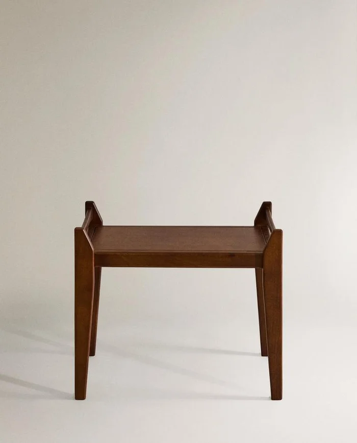 BANCO PEQUEÑO MADERA en Madera natural - Butacas, banquetas y puffs, Uruguay | Zara Home, vista 2