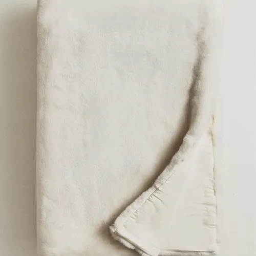 MANTA PELO - Textiles, Uruguay | Zara Home