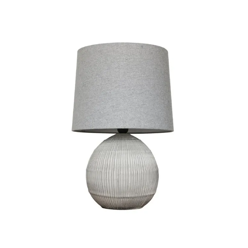 LAMPARA DE MESA CERAMICA D34x51CM LINEAS GRIS en Gris - Lámparas de mesa, Uruguay | Koz