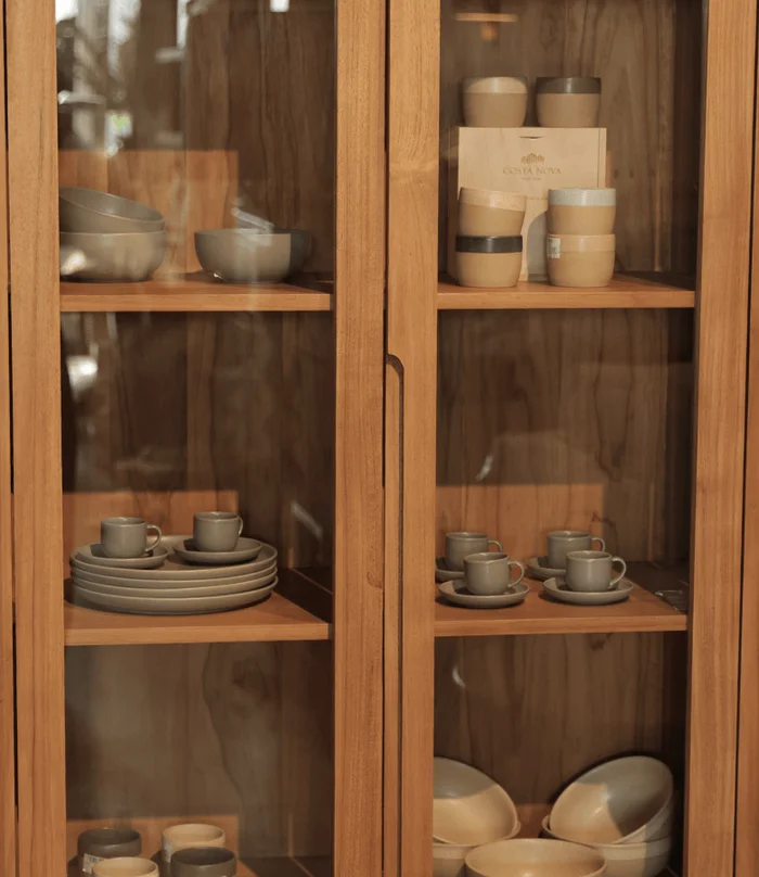 VITRINA OSLO en Madera natural - Bibliotecas, Uruguay | Más Infinito Casa, vista 2