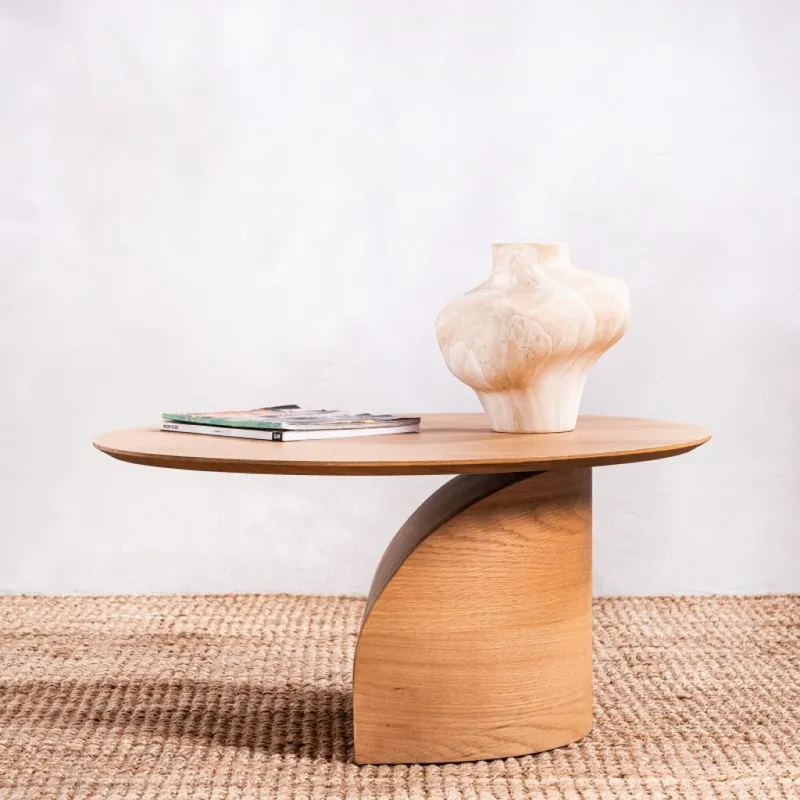 Mesa Auxiliar Baja Loom en Madera natural - Mesas de living, Uruguay | Aihaus