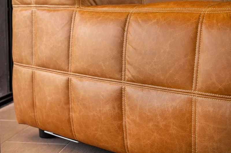 BUTACA COLUMBIA - CUERO ITALIANO CARAMELO en Marrón - Sillones y sofás, Uruguay | La Iberica, vista 30