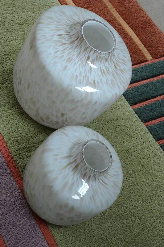 Jarrón Dots S en Blanco - Jarrones, Uruguay | Dos Orillas Casa, vista 3