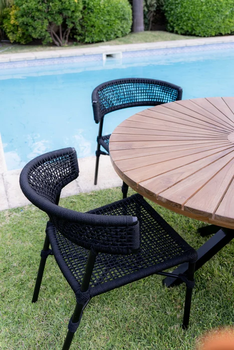 Silla en cuerda náutica negra y aluminio en Negro - Sillas, Uruguay | Entrecasa, vista 3