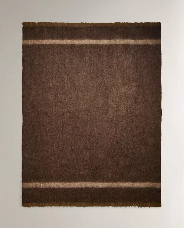 MANTA SUAVE RAYA en Beige - Textiles, Uruguay | Zara Home, vista 2