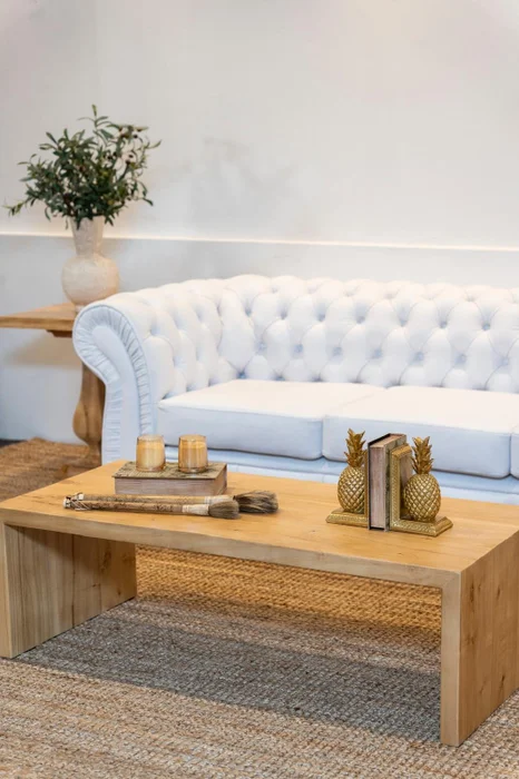 Sofa Chesterfield Cuero Vacuno en Marrón - Sillones y sofás, Uruguay | Marvic, vista 3
