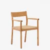 Silla Yalia de madera maciza de roble con acabado natural y asiento de cuerda FSC 100% en Marrón - Sillas, Uruguay | Kavehome, vista 1 de 10