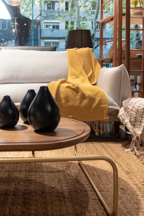 Sofá Stillus en Beige - Sillones y sofás, Uruguay | Furest, vista 4