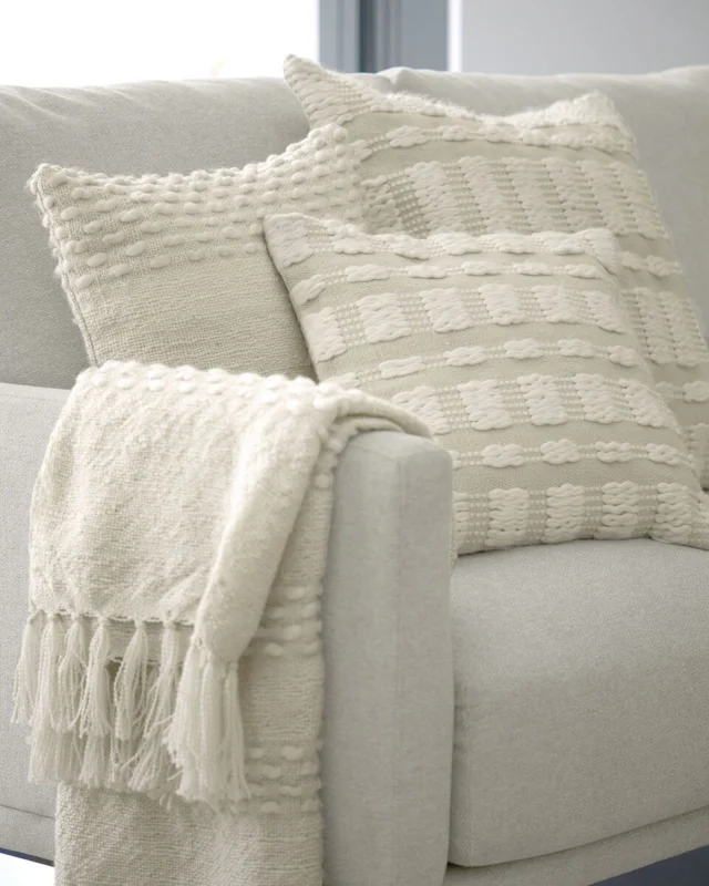 Almohadón Beva blanco 45 x 45 cm en Blanco, Uruguay | Kavehome, vista 3